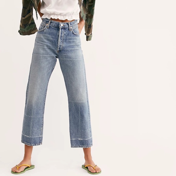 Citizens Of Humanity Denim - Citizens of Humanity Emery Relaxed Hi-Rise Distressed Cropped Jeans